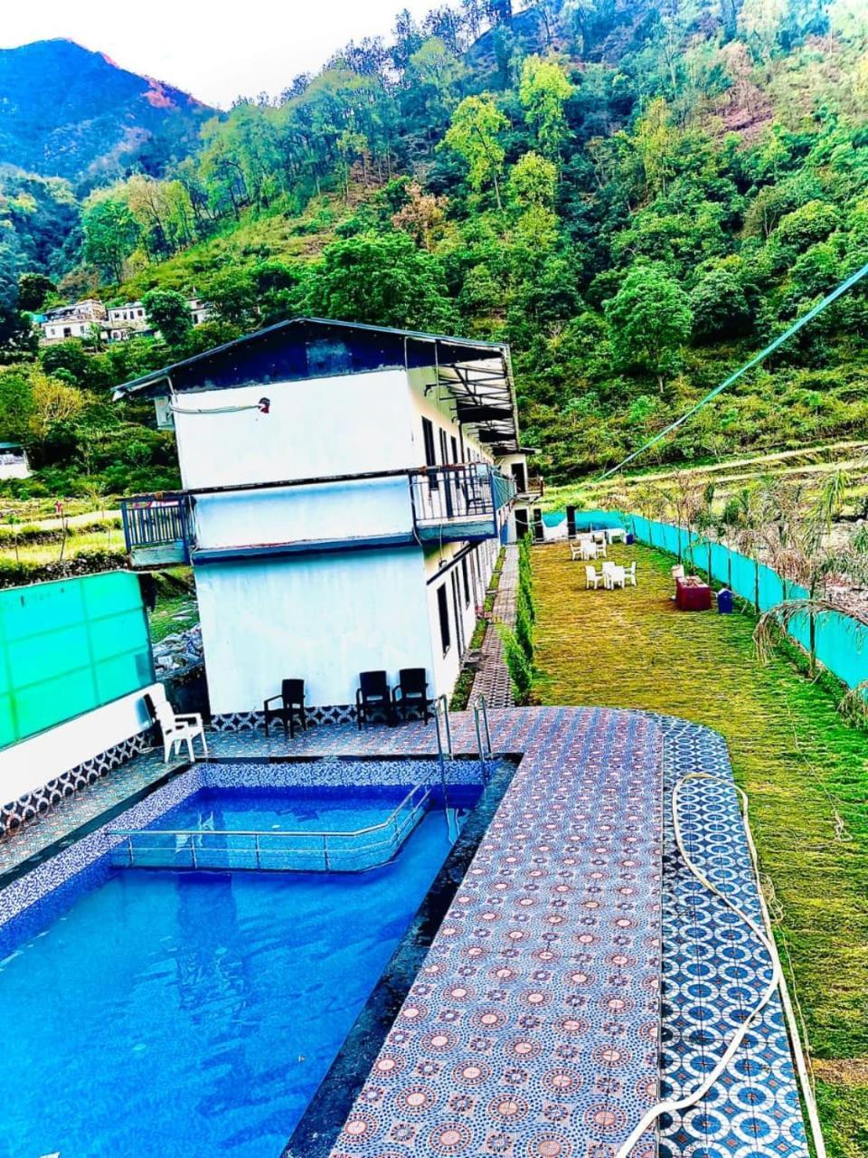 Delhi 34 Resort Rishikesh Bagian luar foto