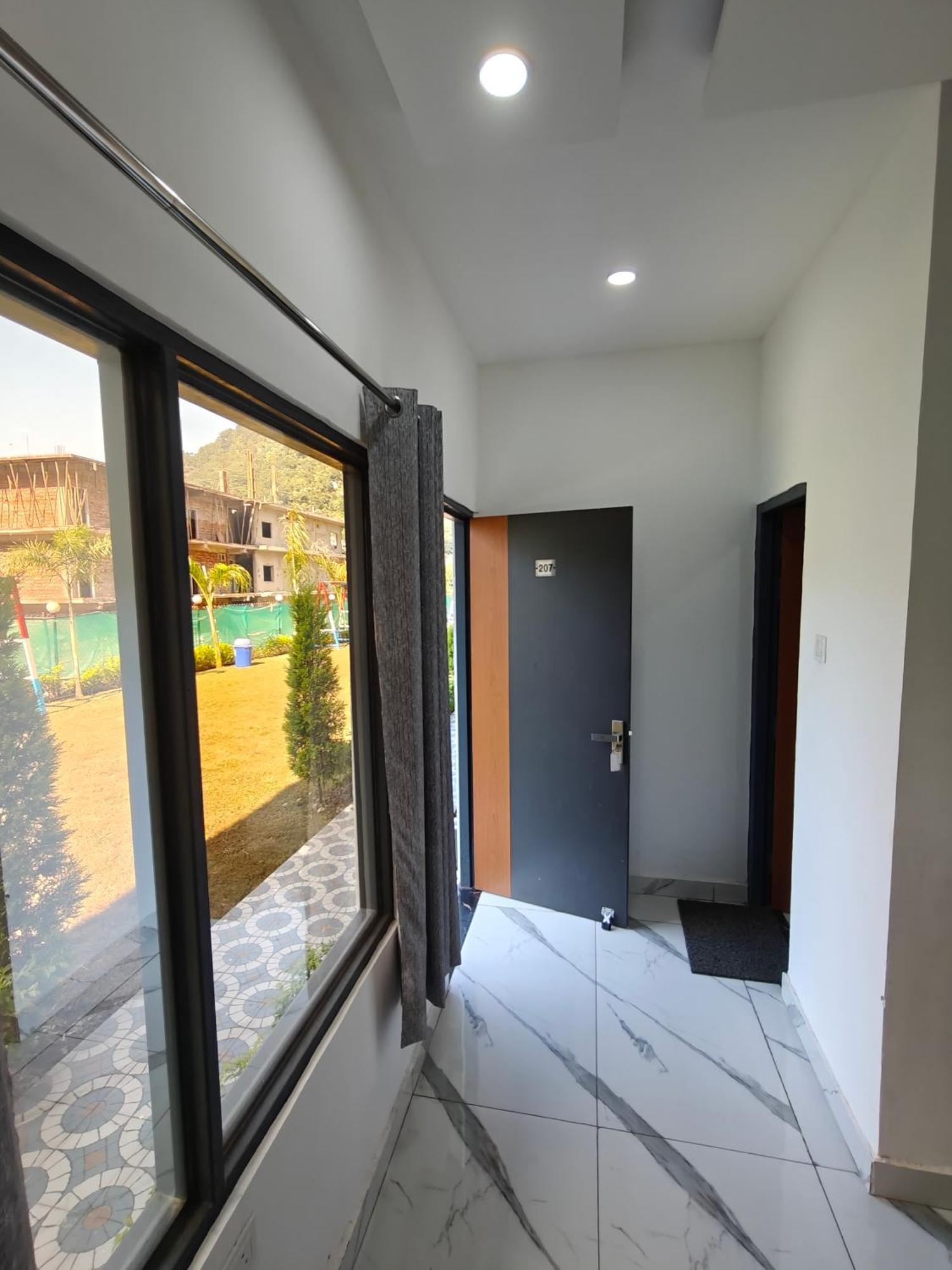 Delhi 34 Resort Rishikesh Ruang foto
